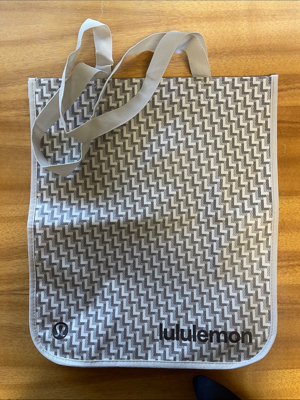 Lululemon Beige & Taupe Chevron Shopping Bag